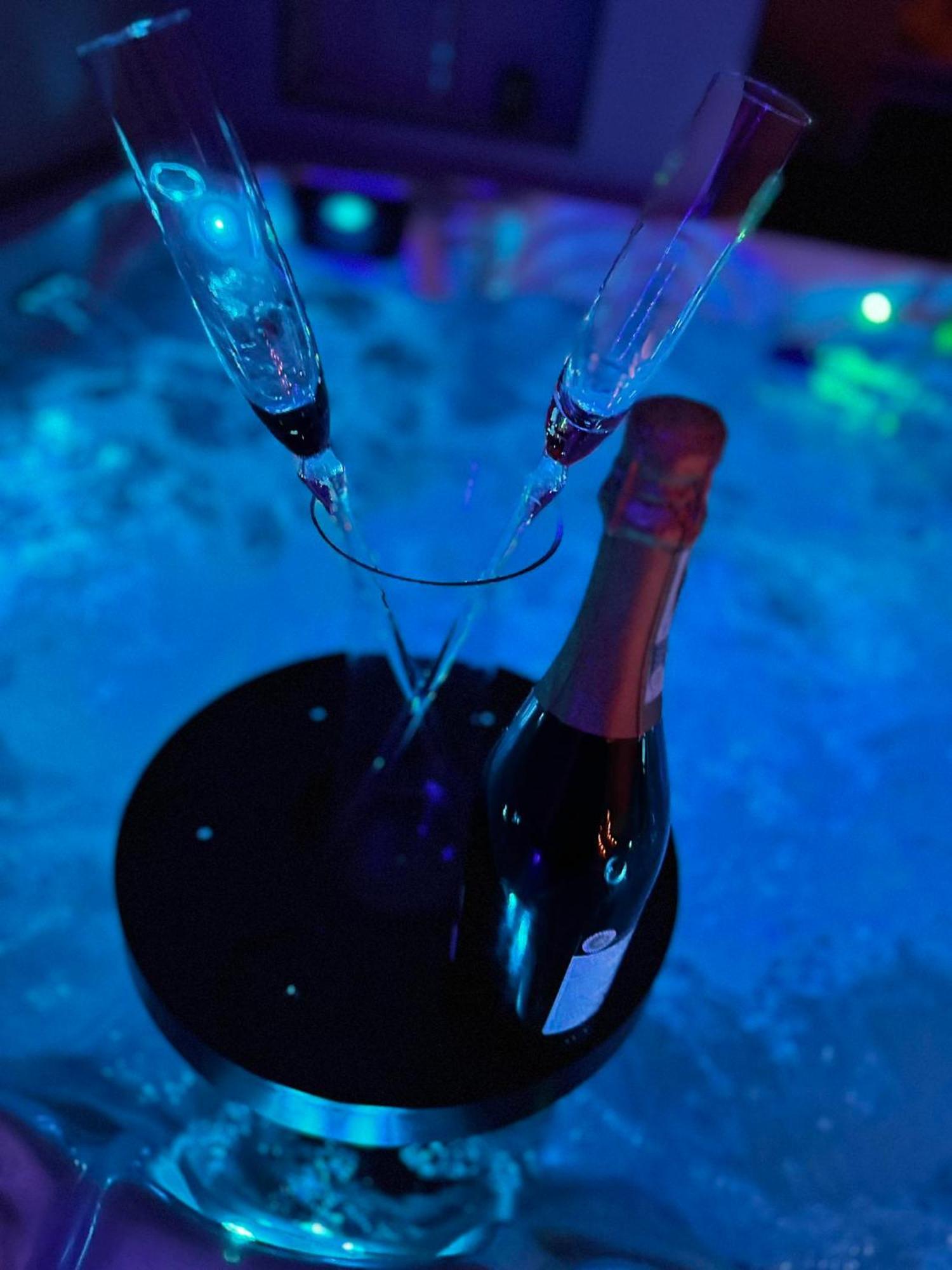 Les Bulles D'Or Hotel Flemalle-Grande ภายนอก รูปภาพ